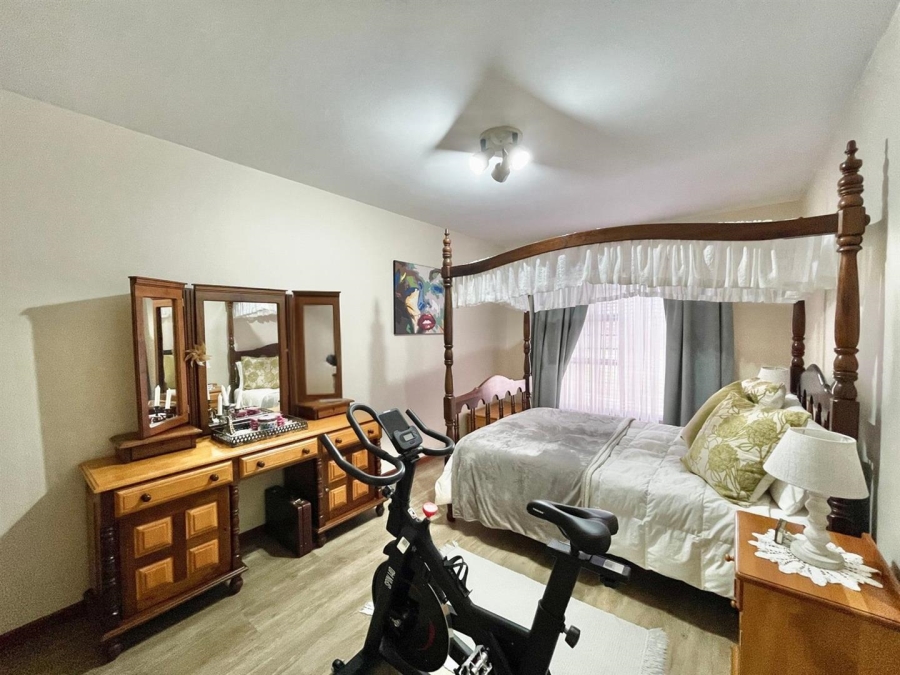 4 Bedroom Property for Sale in Tergniet Western Cape